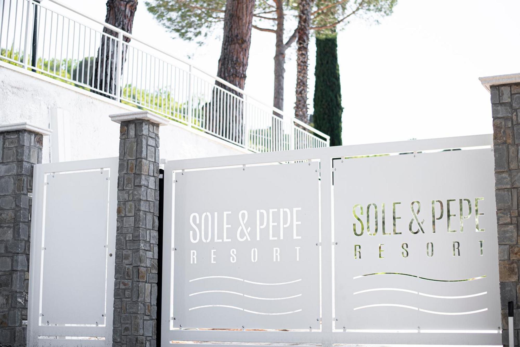 Sole & Pepe Apartment Santa Maria di Castellabate Bagian luar foto