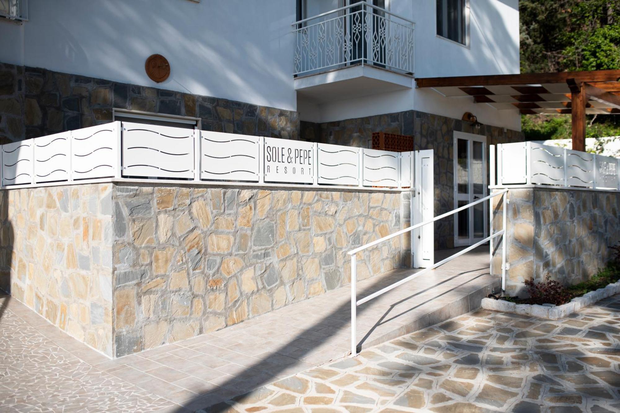 Sole & Pepe Apartment Santa Maria di Castellabate Bagian luar foto