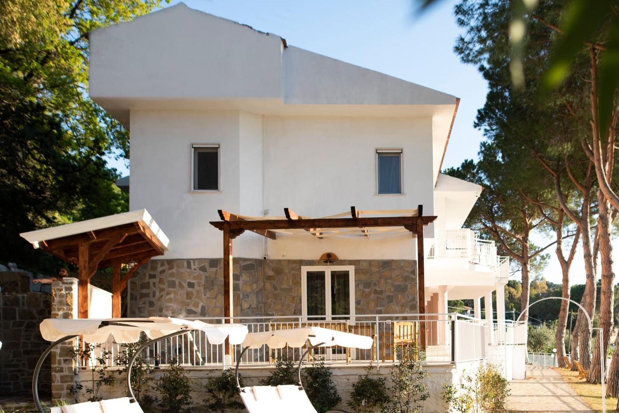 Sole & Pepe Apartment Santa Maria di Castellabate Bagian luar foto