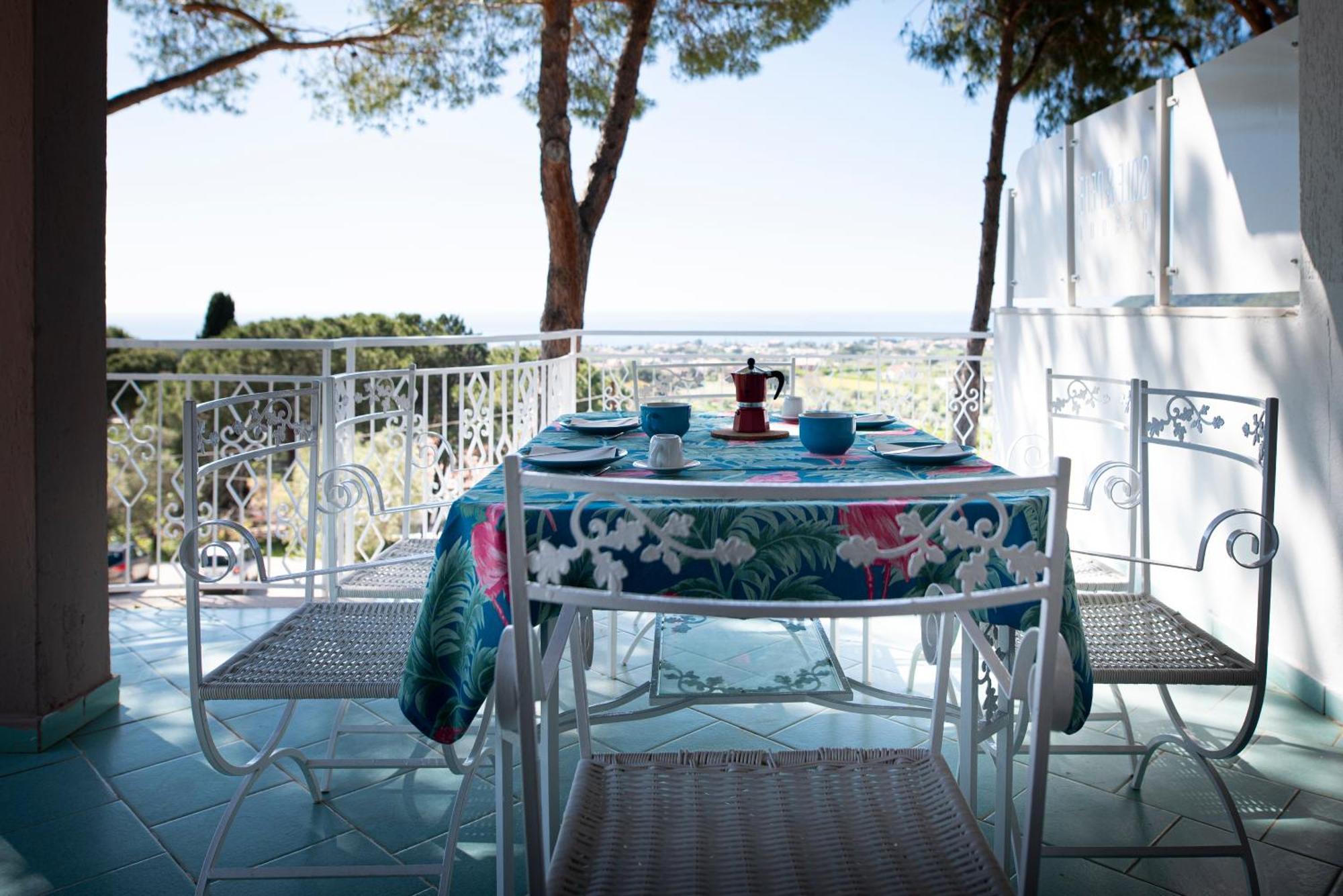 Sole & Pepe Apartment Santa Maria di Castellabate Bagian luar foto